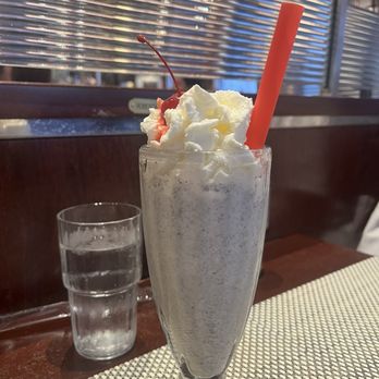 Brooklyn Diner USA - milkshake - Diners Near Me - New York, New York