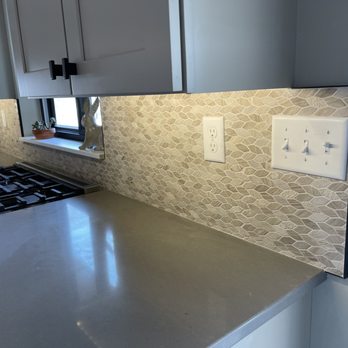Corridor Building & Remodeling - a kitchen countertop - General Contractors Near Me - Vinton, Iowa
