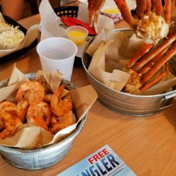 Groupers On The Gulf - Steamed shrimp & Crab Legs