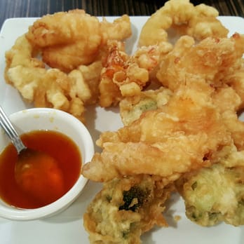 Thai Basil - Tempura Fried Shrimps and Vegetables - Thai Near Me - Fullerton, California