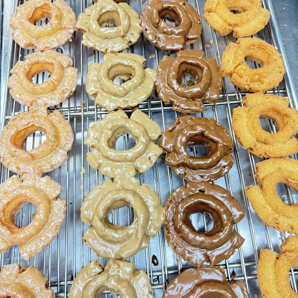 Donut Basket - Donuts Near Me - Milpitas, California