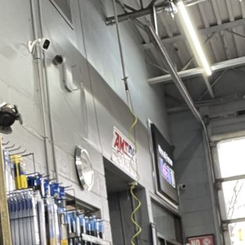 Motorcity Quick Lube - They do fast work. Quality work. - Oil Change Stations Near Me - Livonia, Michigan Motorcity Quick Lube - They do fast work. Quality work. - Oil Change Stations Near Me - Livonia, Michigan
