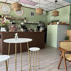 Akar Cafe - Inside
