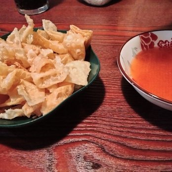 Yummy Palace - Chips with sweet sauce - Chinese Near Me - Irwin, Pennsylvania