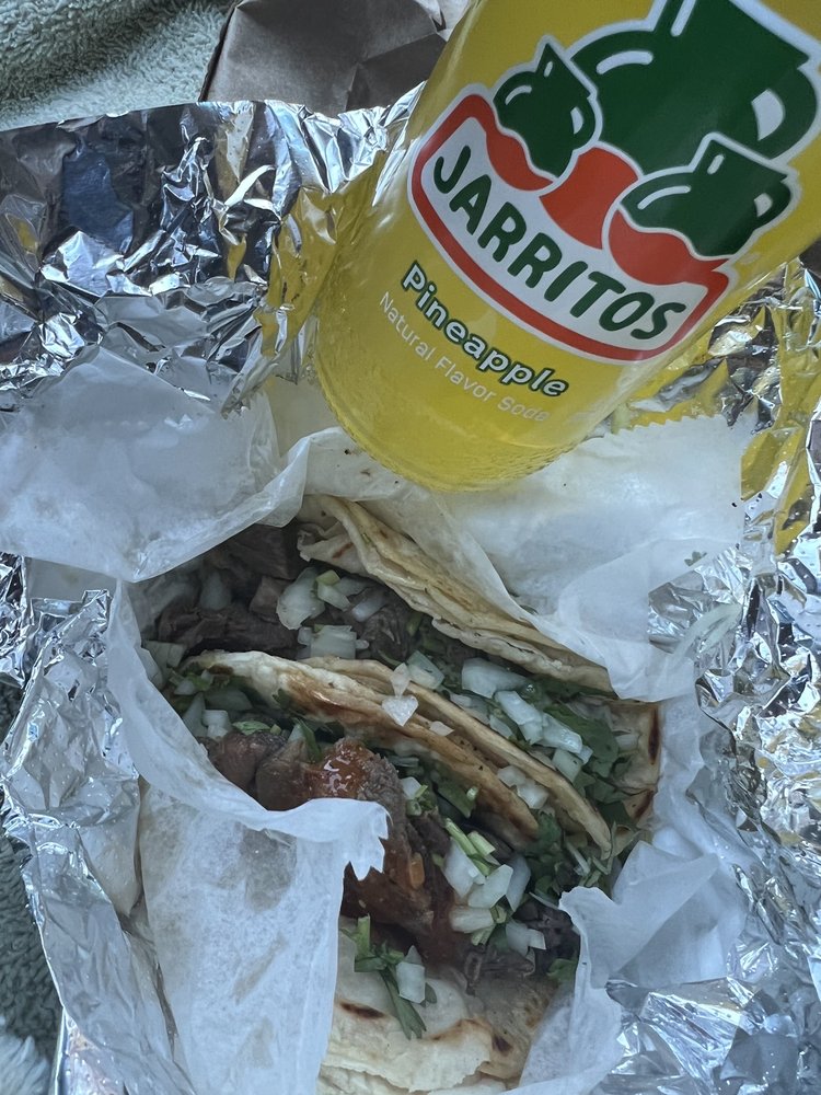TACOS EL GUERO Updated August 2024 26 Photos & 27 Reviews 525