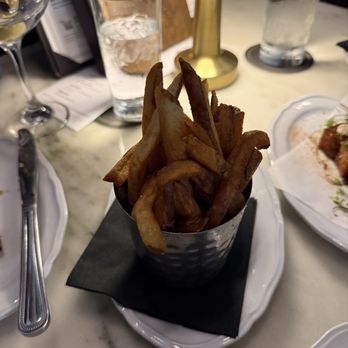 Loch Bar - Hand cut HAND CUT FRENCH FRIES - Seafood Near Me - Houston, Texas