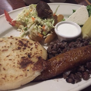 La Caravana - Tipical crazy plate! A little of everything! So good! - Salvadoran Near Me - Pasadena, California La Caravana - Tipical crazy plate! A little of everything! So good! - Salvadoran Near Me - Pasadena, California