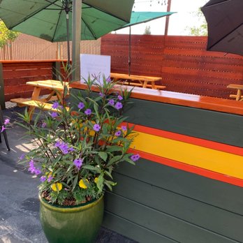 LogOff Brewing - Lovely flowers!! - Breweries Near Me - Rancho Cordova, California LogOff Brewing - Lovely flowers!! - Breweries Near Me - Rancho Cordova, California