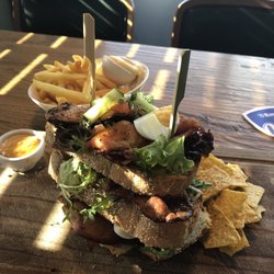 De Beren - Chicken club sandwich