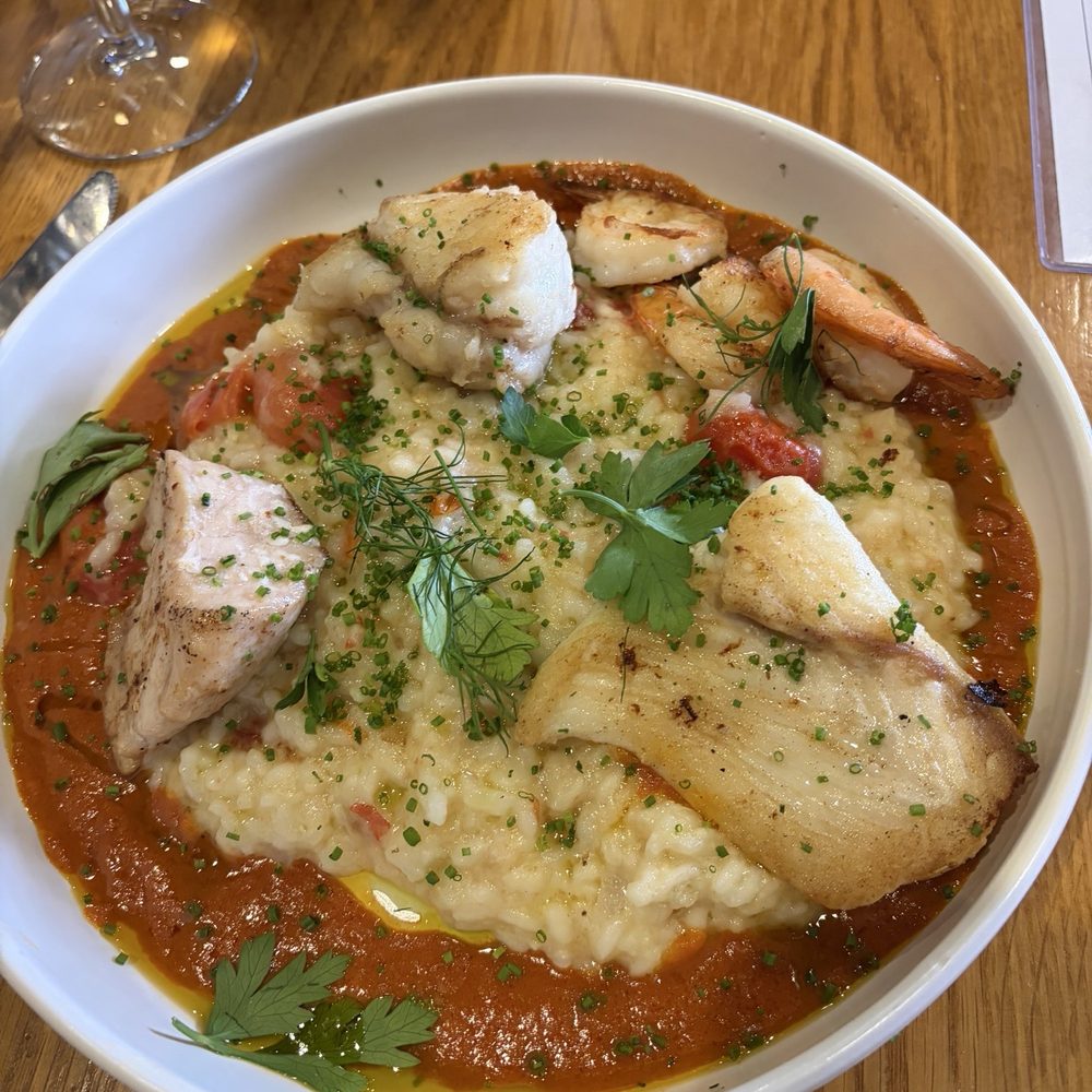 Pearlz - Seafood Near Me - Charleston, South Carolina Pearlz - Seafood Near Me - Charleston, South Carolina