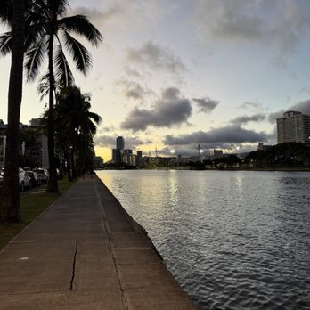 Ala Wai Canal - Parks Near Me - Honolulu, Hawaii