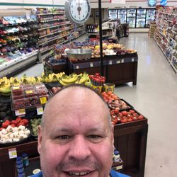 Jefferson Iga - Fresh produce