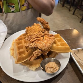Honey Seed - Chicken and waffles - Bagels Near Me - Chattanooga, Tennessee