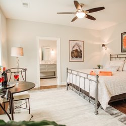 Sundogs Bed and Breakfast - The Acorn
