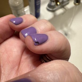 Creative Nails - Polish peeling 5 days later - Nail Salons Near Me - Carpentersville, Illinois