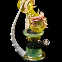 Smitty's Smoke Shop - Screamer Rig by Dawghouse Glass and Modified Creations Glassworks