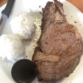 Ray's Café - Medium prime rib - American Near Me - Honolulu, Hawaii Ray's Café - Medium prime rib - American Near Me - Honolulu, Hawaii
