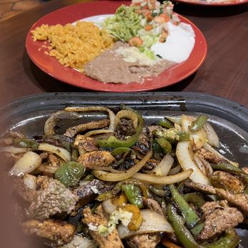 El Maguey - Chicken and steak fajitas - Mexican Near Me - Bay St Louis, Mississippi