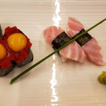 Kinoya Sushi Bar - Tobigo and quail egg O TORo bule fin tuna belly - Sushi Bars Near Me - Toronto, Ontario Kinoya Sushi Bar - Tobigo and quail egg O TORo bule fin tuna belly - Sushi Bars Near Me - Toronto, Ontario