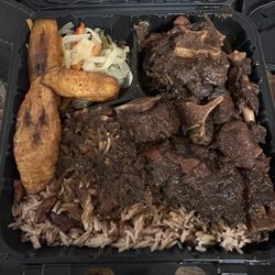 Lindo Caribbean Kitchen - Oxtails with rice and peas and cabbage.