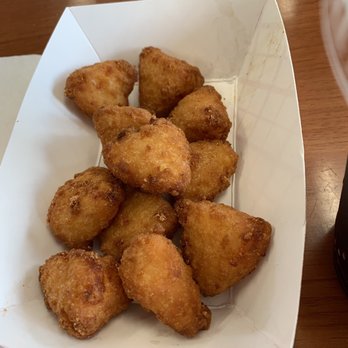 Sweet Dreams - Macaroni and cheese bites - American Near Me - Hartland, Wisconsin Sweet Dreams - Macaroni and cheese bites - American Near Me - Hartland, Wisconsin