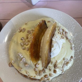 Cafe Morey's - Haupia (Coconut) Cream & Mac Nuts Pancake - American Near Me - Honolulu, Hawaii