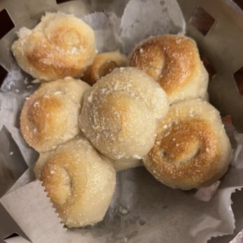 Mama's - Garlic knots - Pizza Near Me - Copiague, New York Mama's - Garlic knots - Pizza Near Me - Copiague, New York