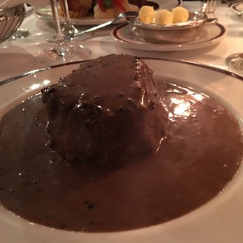 Le Continental - French Near Me - Quebec City, Quebec