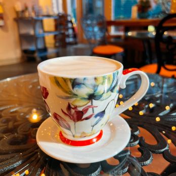 SoLIT Café - Roibos with almond milk - Cafes Near Me - Montreal, Quebec SoLIT Café - Roibos with almond milk - Cafes Near Me - Montreal, Quebec