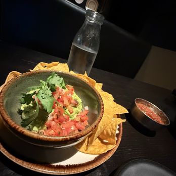 La Popular - Happy hour guacamole - Mexican Near Me - Porter Ranch, California La Popular - Happy hour guacamole - Mexican Near Me - Porter Ranch, California
