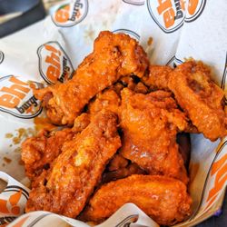 Eh! Burger - Buffalo Chicken wings