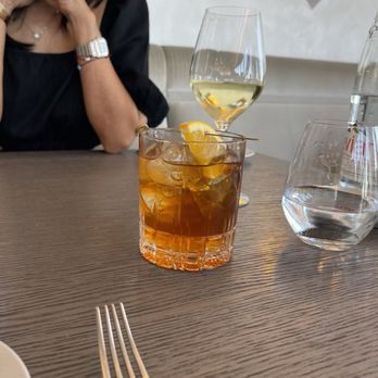 Le Jules Verne - Old fashioned - French Near Me - Paris, 75 Le Jules Verne - Old fashioned - French Near Me - Paris, 75