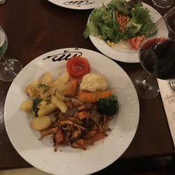 Steak with mushroom sauce