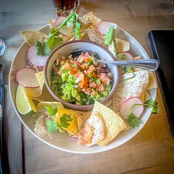 Moxies Calgary Downtown Restaurant - Vegan Avocado smash dip - Canadian (New) Near Me - Calgary, Alberta Moxies Calgary Downtown Restaurant - Vegan Avocado smash dip - Canadian (New) Near Me - Calgary, Alberta