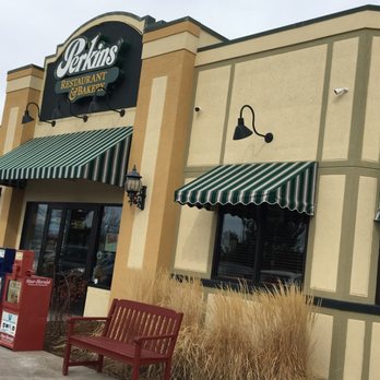 Perkins American Food - Front of restaurant - Bakeries Near Me - Scottsbluff, Nebraska