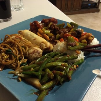 China King - Veggie lo mein, 2 spring rolls, general tso's chicken, kung pao beef, szechuan string beans - yum! - Chinese Near Me - Silver Spring, Maryland