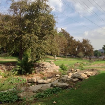 Johnny Carson Park - Creek Scenery - Parks Near Me - Burbank, California Johnny Carson Park - Creek Scenery - Parks Near Me - Burbank, California