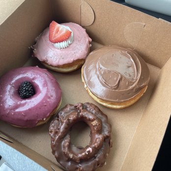 Twisted & Glazed - Strawberry. Blackberry. - Acai Bowls Near Me - Paso Robles, California Twisted & Glazed - Strawberry. Blackberry. - Acai Bowls Near Me - Paso Robles, California