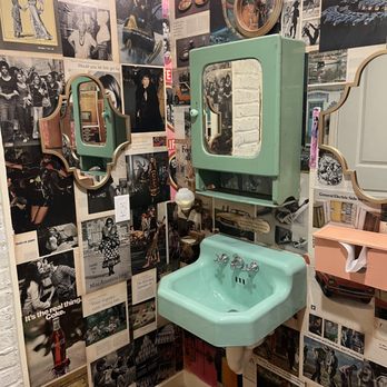 City Lights Eastside - Coolest bathroom ever! - Coffee & Tea Near Me - Charleston, South Carolina City Lights Eastside - Coolest bathroom ever! - Coffee & Tea Near Me - Charleston, South Carolina