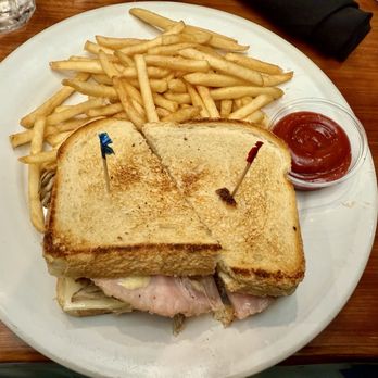 The Hideout - Cuban Sandwich with shoestring fries - Cocktail Bars Near Me - Aptos, California