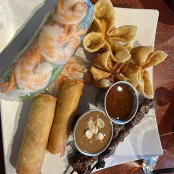 Huế - Sampler - Vietnamese Near Me - Milwaukee, Wisconsin Huế - Sampler - Vietnamese Near Me - Milwaukee, Wisconsin