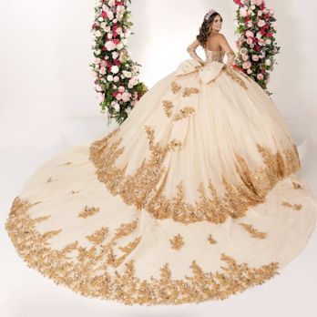 Dreamz Couture - Formal Wear Near Me - Whittier, California Dreamz Couture - Formal Wear Near Me - Whittier, California