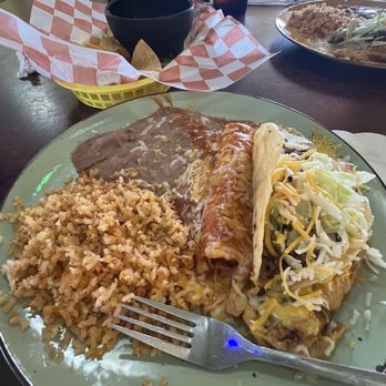 Pepito's Cafe - Combination Plate: taco, enchilada, chili relleno, rice, and beans. - Cafes Near Me - Fort Stockton, Texas Pepito's Cafe - Combination Plate: taco, enchilada, chili relleno, rice, and beans. - Cafes Near Me - Fort Stockton, Texas