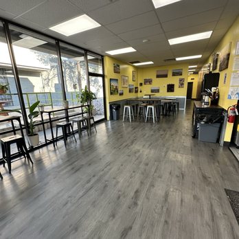 Desert Sun Bagel - Big dining room! - Bagels Near Me - Reno, Nevada Desert Sun Bagel - Big dining room! - Bagels Near Me - Reno, Nevada
