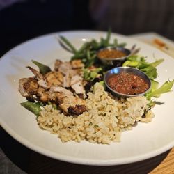 Hazelwood Food & Drink - Chicken protein bowl