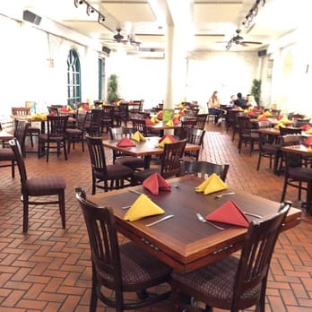 Clay Pit - Main dinning - Indian Near Me - Austin, Texas Clay Pit - Main dinning - Indian Near Me - Austin, Texas