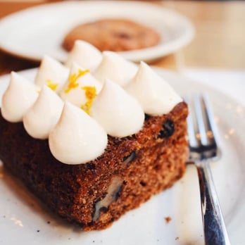 Coutume - Carrot cake front, cookie in back. Carrot cake is not good. - Coffee Roasteries Near Me - Paris, 75 Coutume - Carrot cake front, cookie in back. Carrot cake is not good. - Coffee Roasteries Near Me - Paris, 75