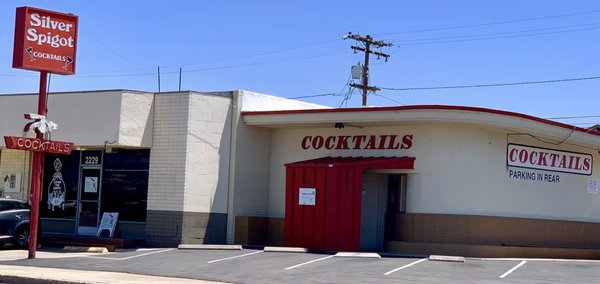 Silver Spigot Cocktail Lounge by null