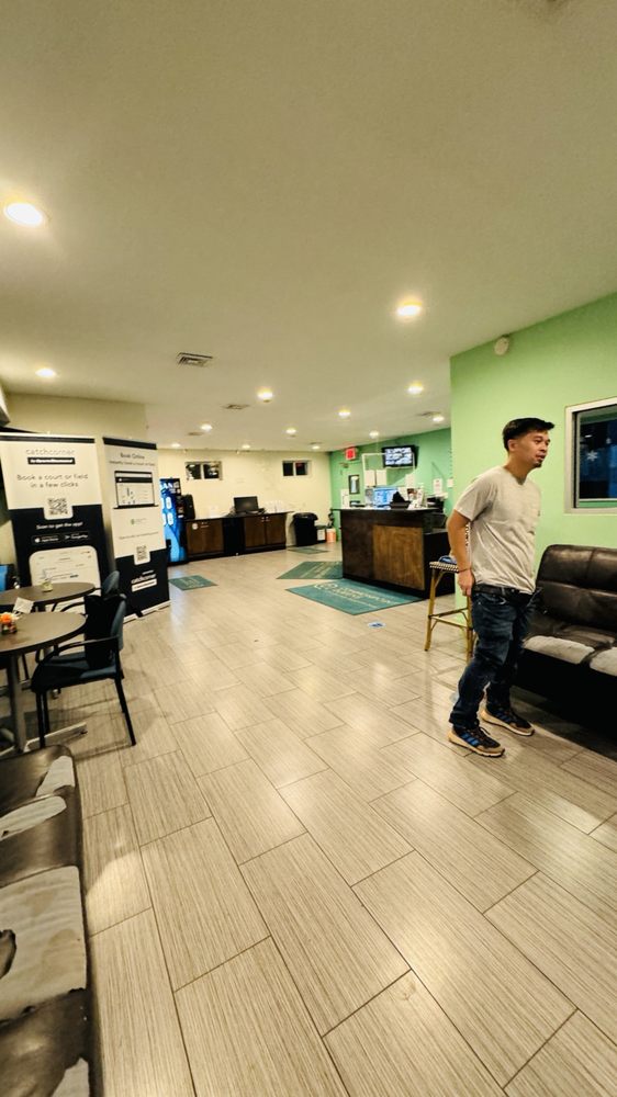 ACTIVE PICKLEBALL TENNIS CENTER Updated September 2024 6530