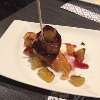 Vinitus - Foie Gras with Apple Jam. Amazing!!! - Tapas Bars Near Me - Barcelona, B Vinitus - Foie Gras with Apple Jam. Amazing!!! - Tapas Bars Near Me - Barcelona, B